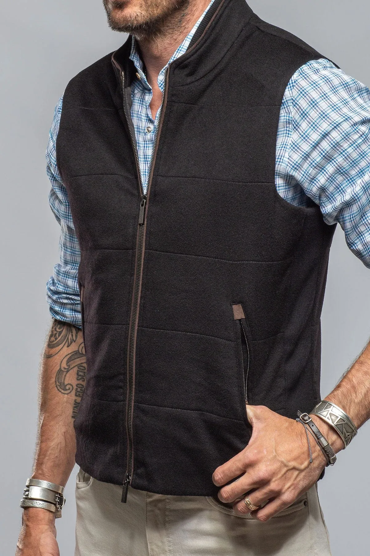 Alba Cashmere Vest in Black