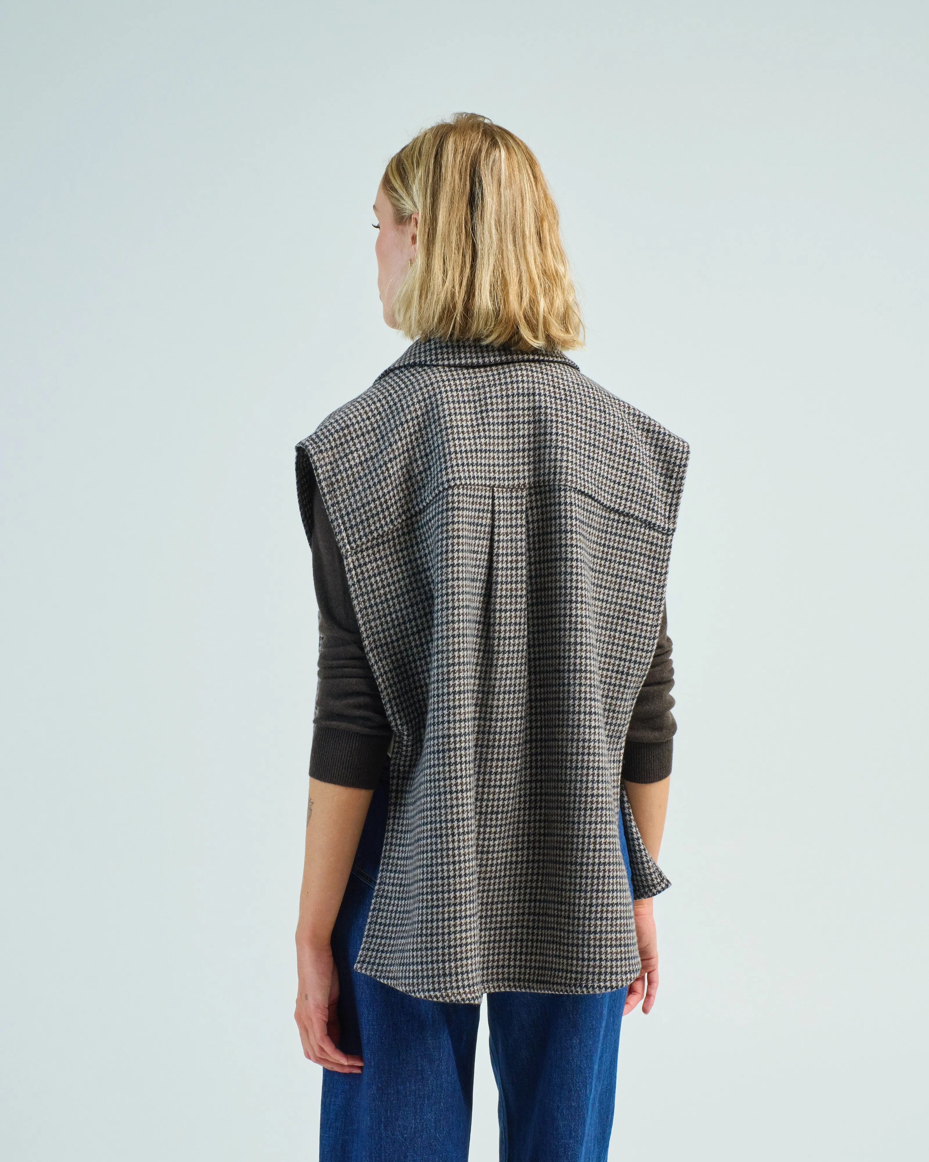 alper vest