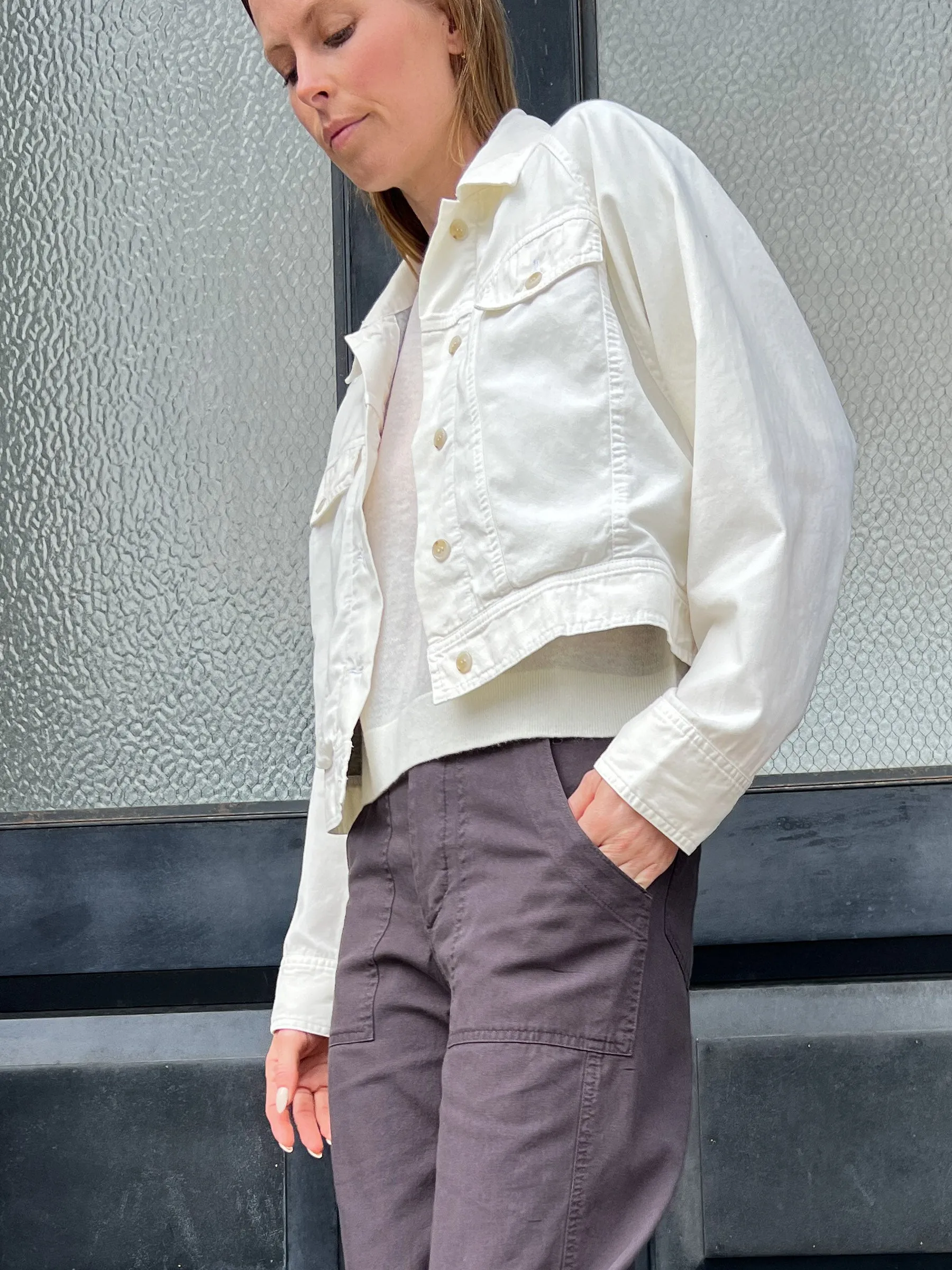 Bobbi Shirt Jacket in Washed Canvas - Bone
