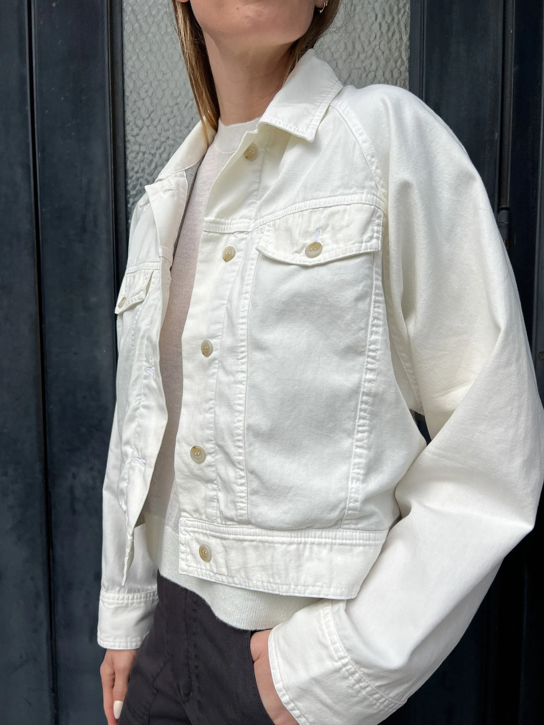 Bobbi Shirt Jacket in Washed Canvas - Bone