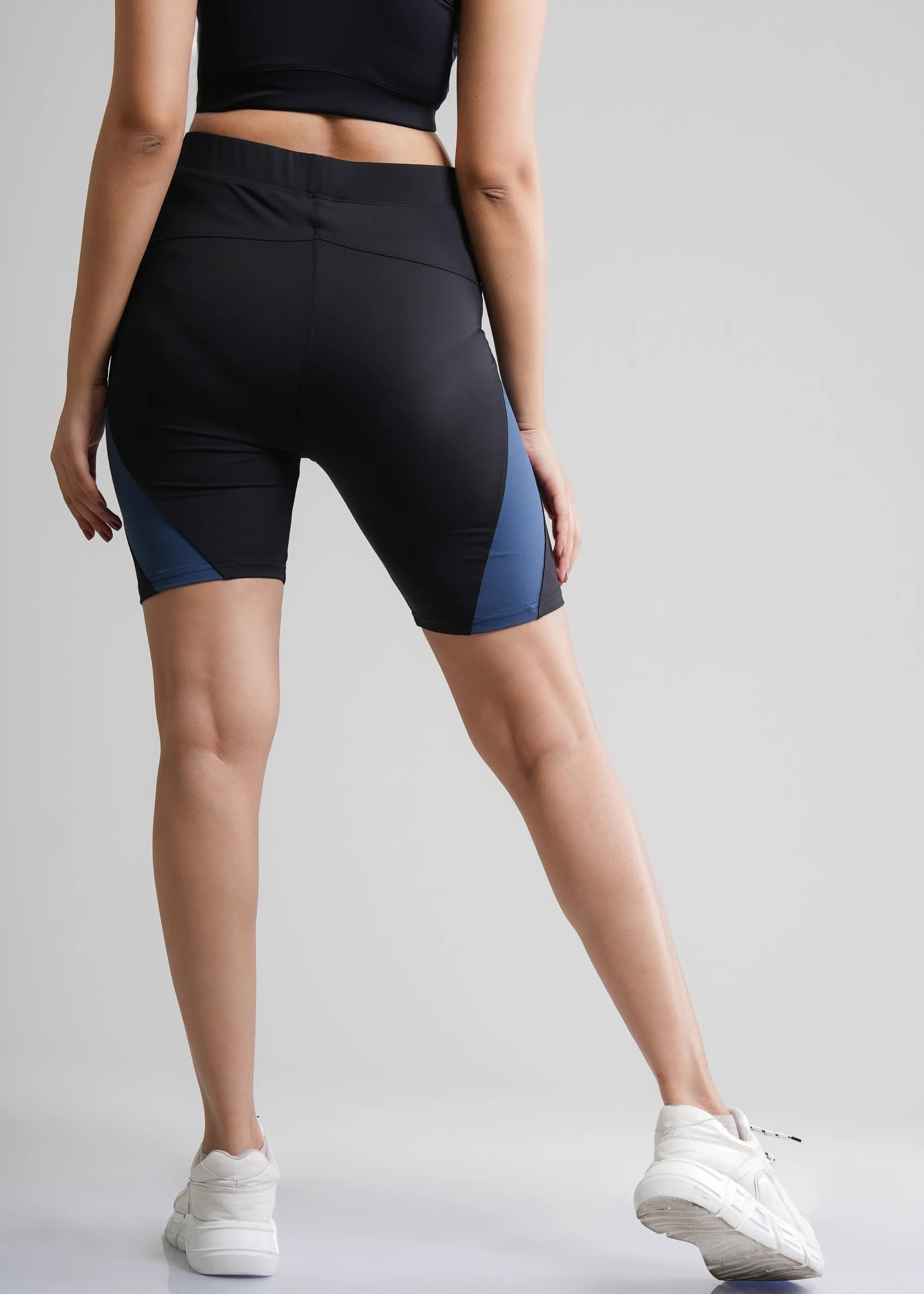 CITYLINE Stripe Compression Shorts