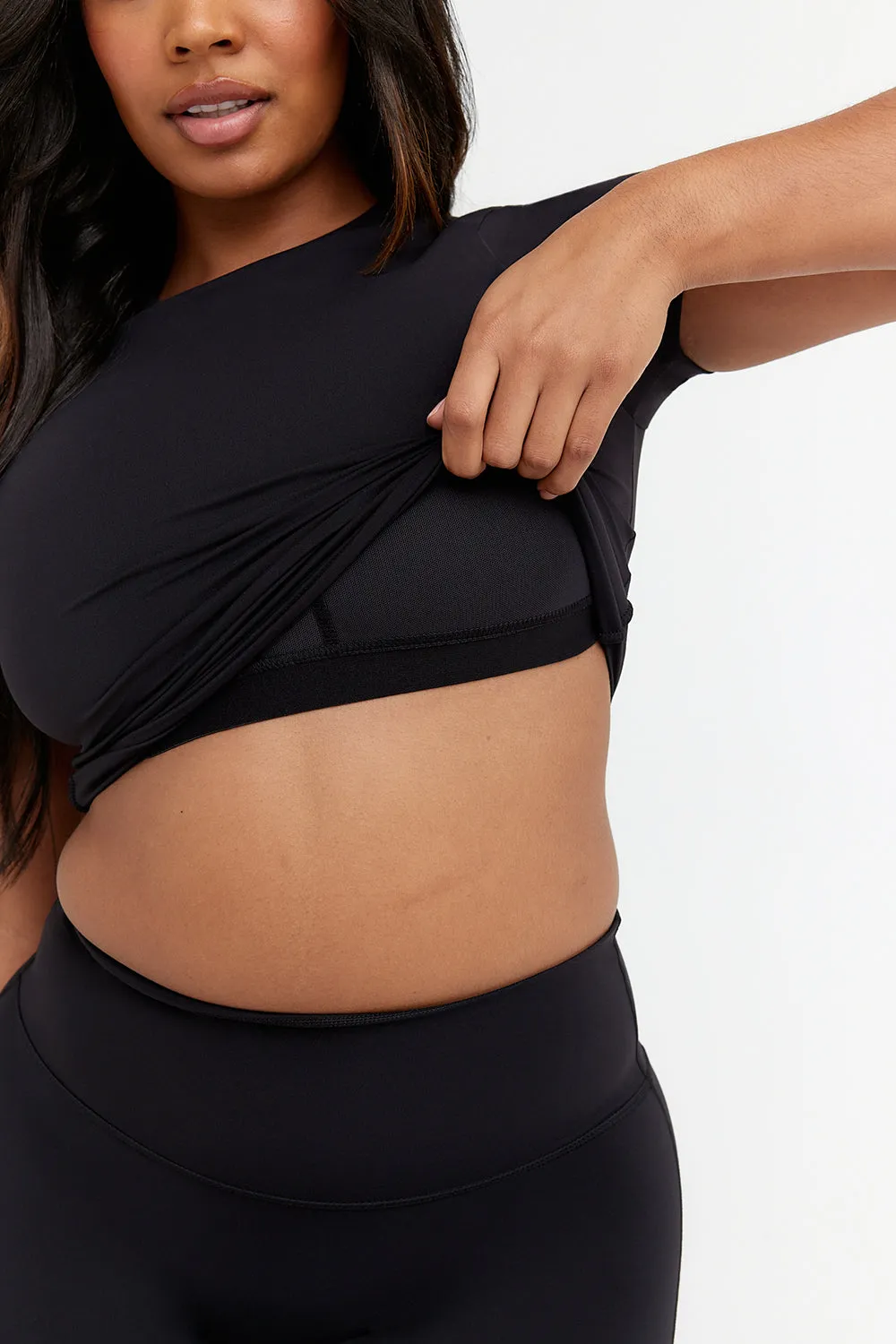 DAYFLEX BUILT-IN SUPPORT ESSENTIAL T-SHIRT - SHADOW BLACK