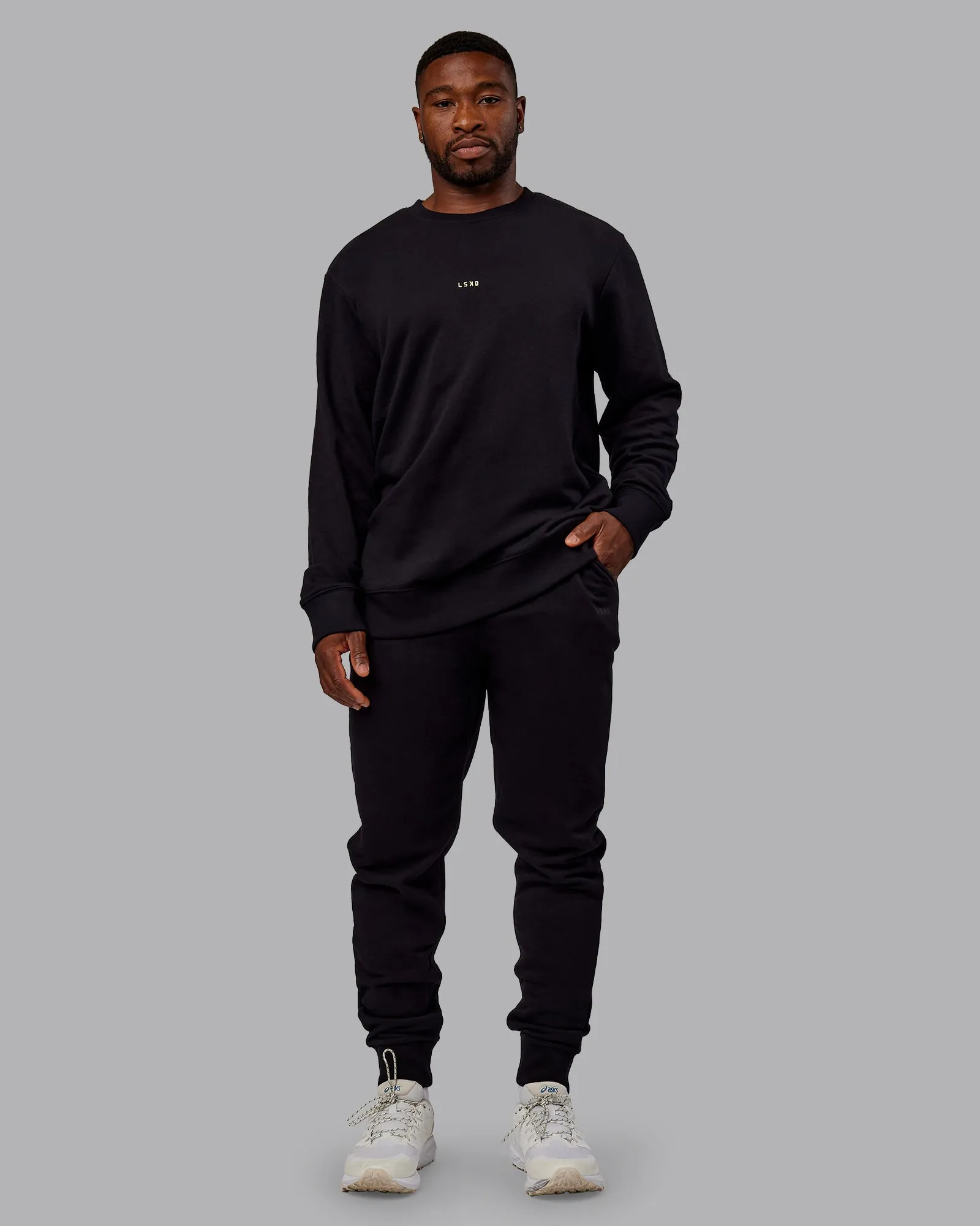 Leg It Sweater - Black-Volt