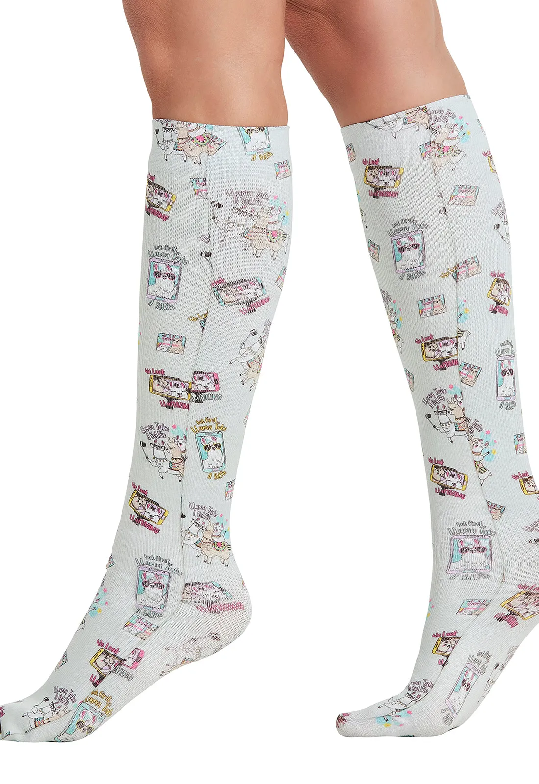 Legwear COMFORTSUPPORT Knee High 8-15 mmHg Compression Sock Llama Take A Selfie