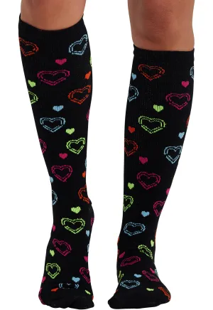 Legwear PRINTSUPPORT Women's 10-15mmHg Compression Socks Hearts On The Line