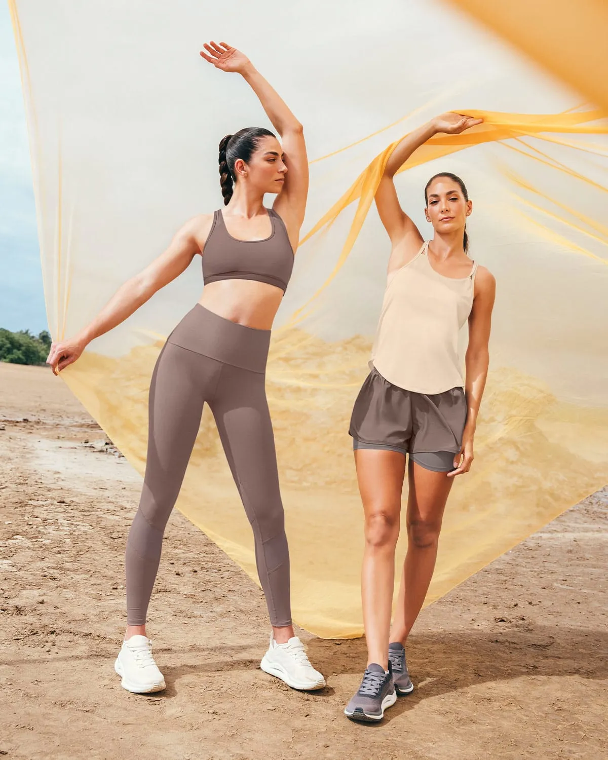 Mid-Rise Mesh Cutout Shaper Legging