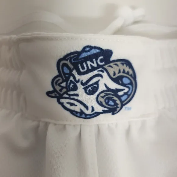 NIKE Air Jordan Womens Medium North Carolina 23 Digital Basketball Shorts ATO545