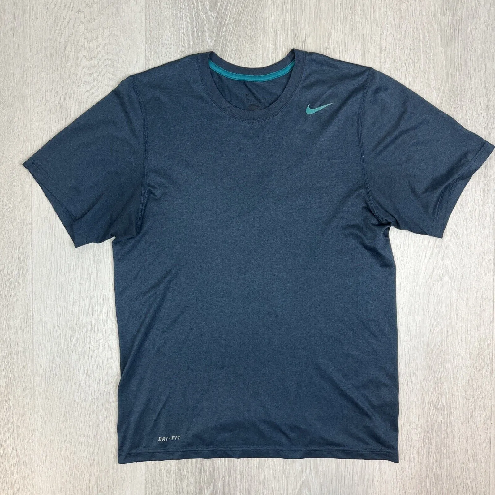 Nike Mens Dark Green Activewear T-Shirt Size S/M Approx