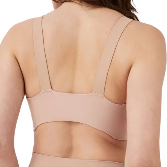 NWT SPANX Bra-llelujah Lightly Lined Wireless Bra