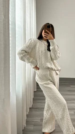 Oletta Cable Sweater Set