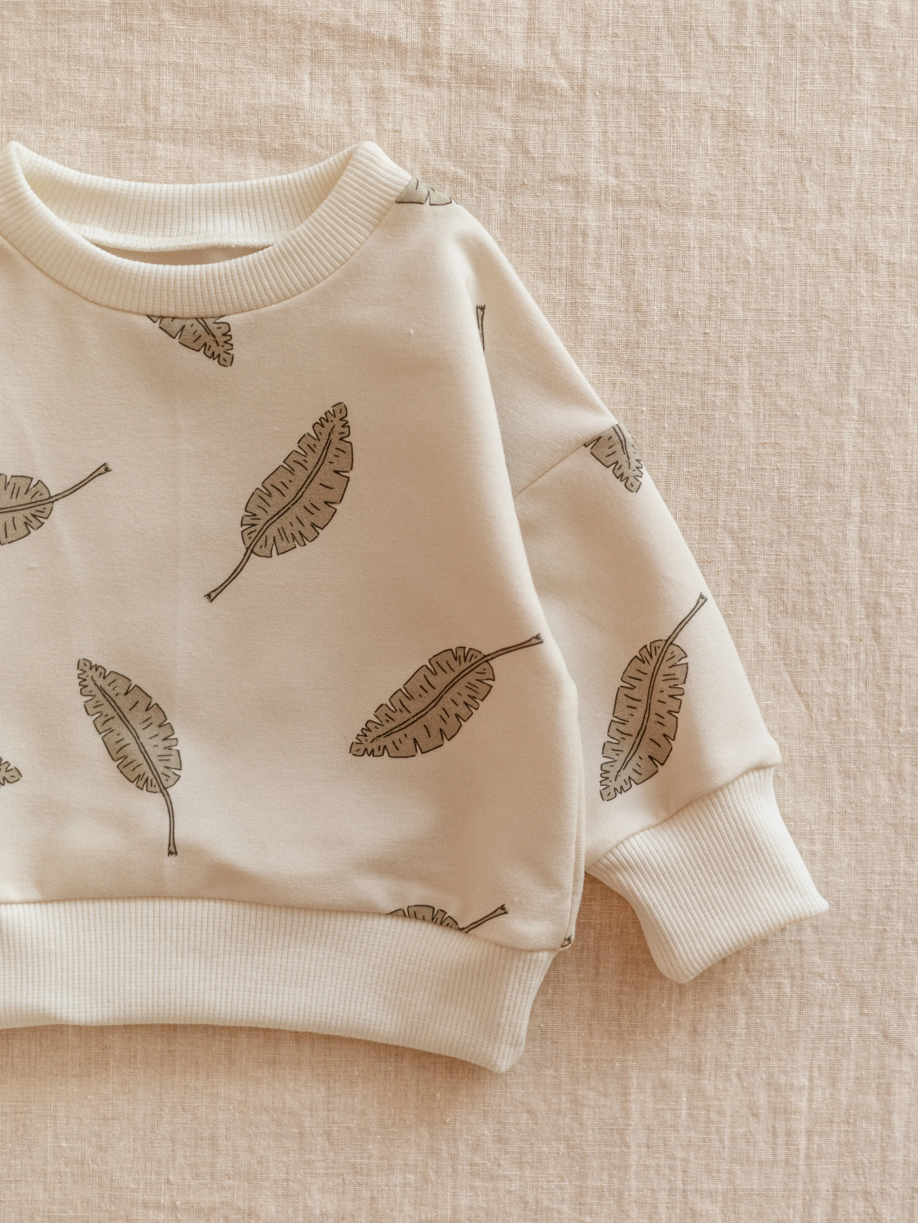Pulover / Leaves