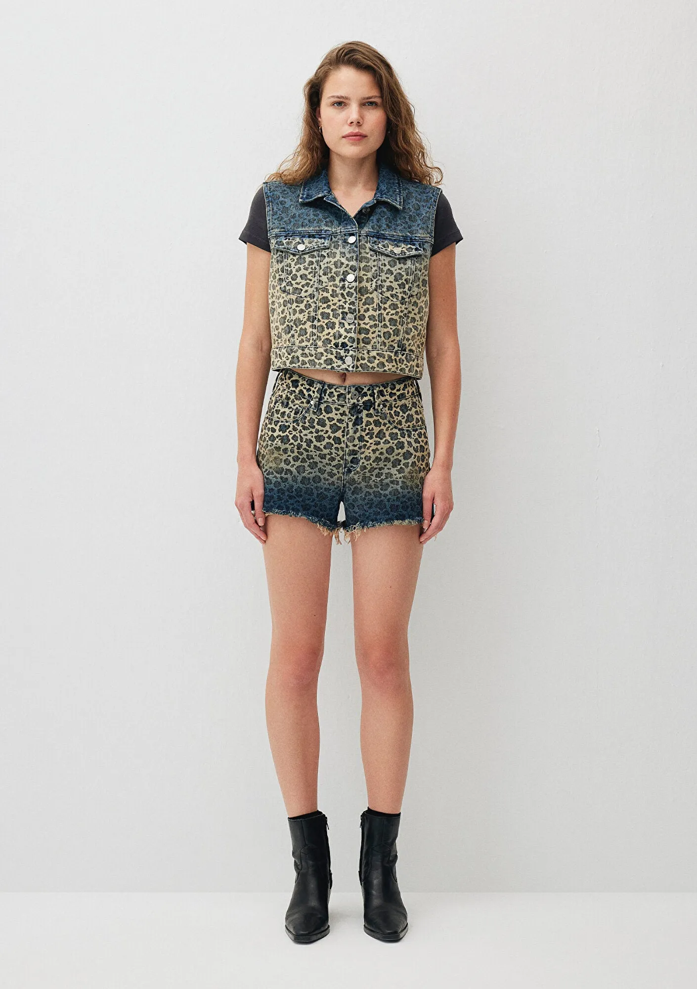 Rona Indigo Degrade Leopard Printed Jean Vest