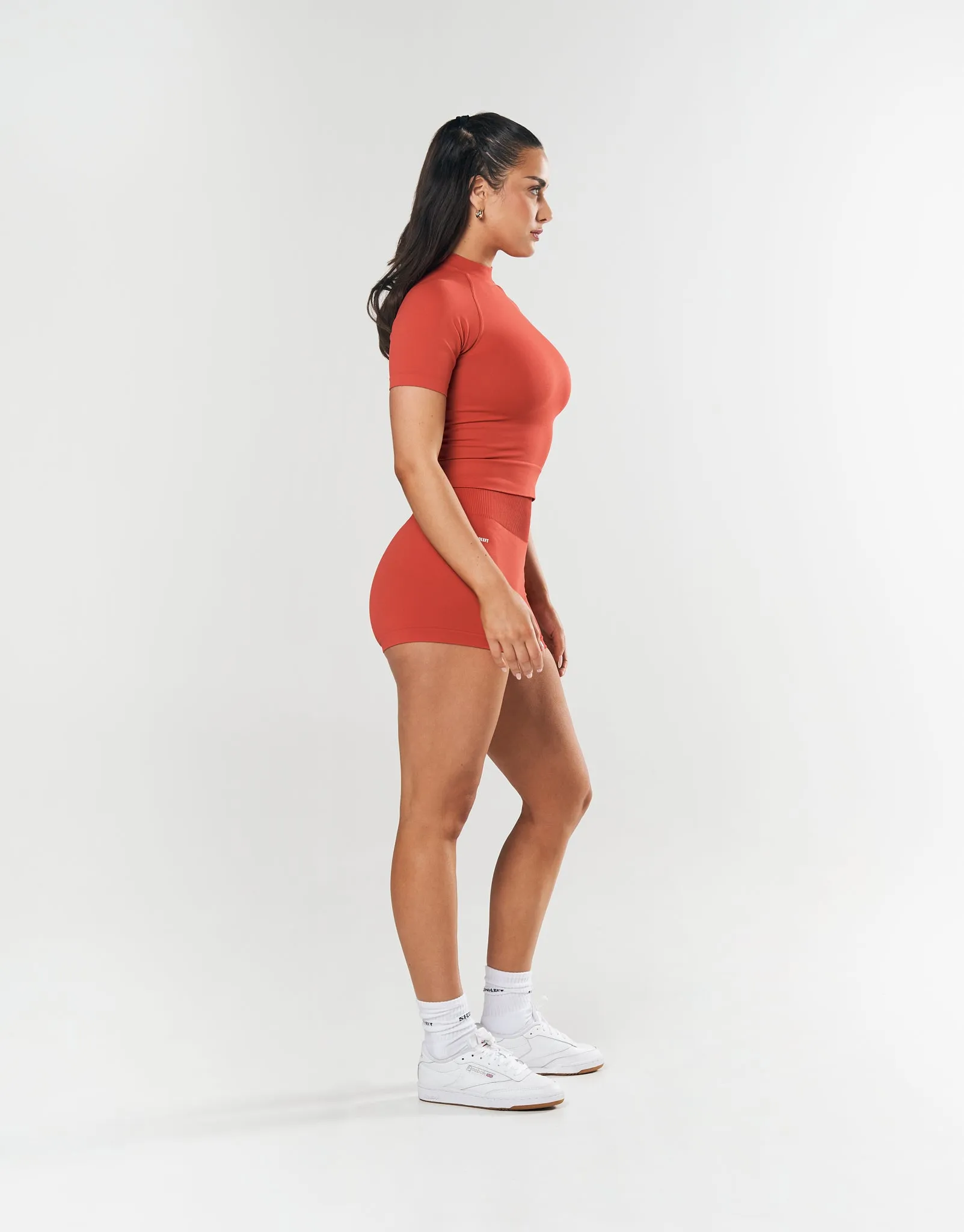 Seamless High Neck Tee - Red