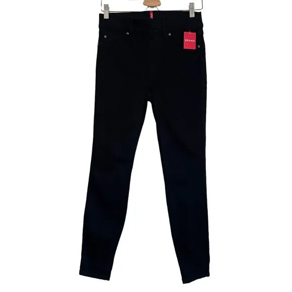 Spanx Black Skinny Jean in Clean Black Size Small