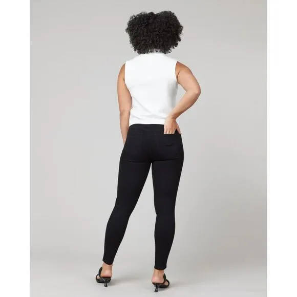 Spanx Black Skinny Jean in Clean Black Size Small