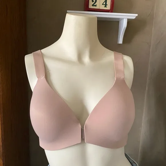 SPANX® Bra-llelujah!® Wireless Bra, Women’s size 34D Lightly Lined, tan color.