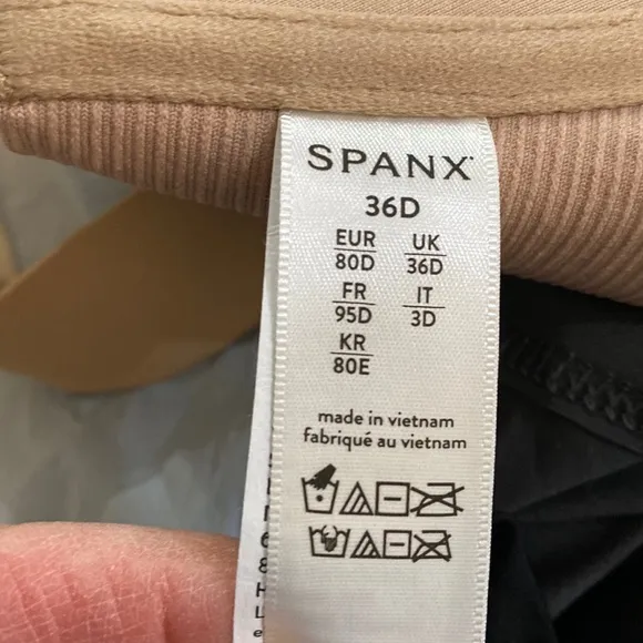 SPANX NEW Bra-llelujah! Lightly Lined Racerback Bra