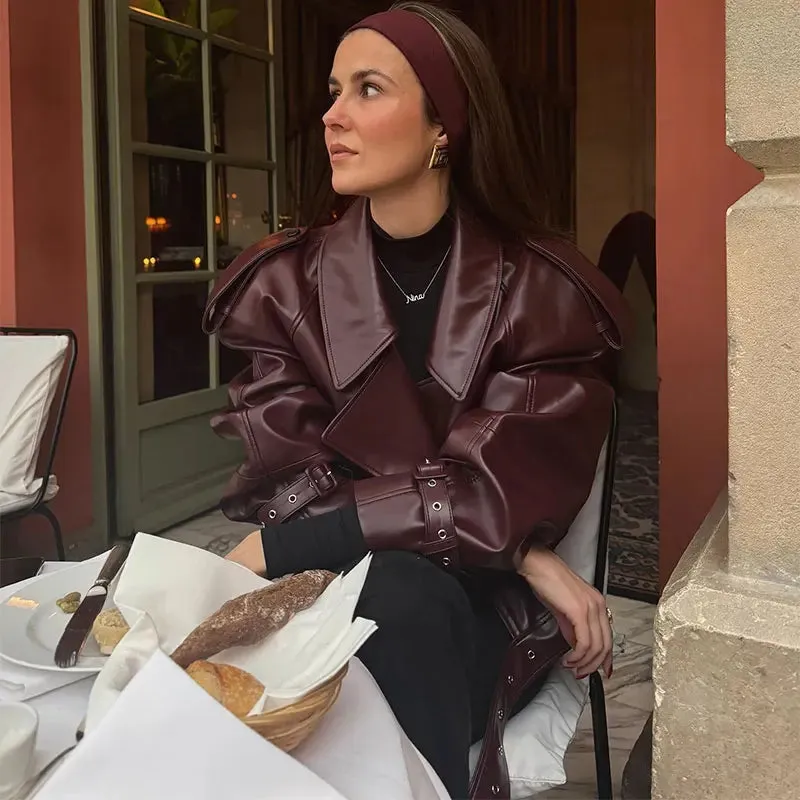 Winta - Chic Cropped Leather Jacket